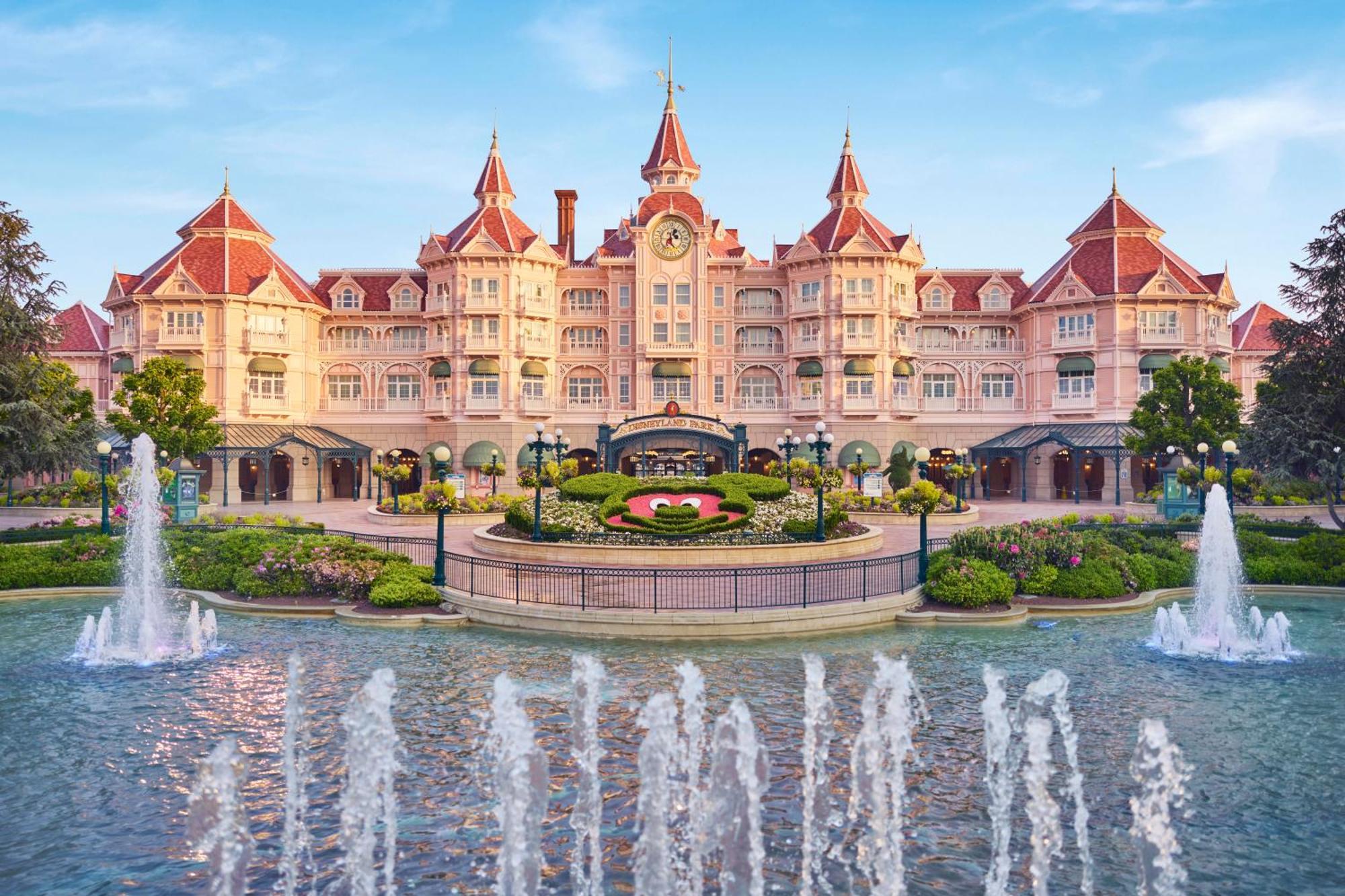 DISNEYLAND HOTEL ШЕСИ 5* (Франция) - от 110428 RUB | NOCHI